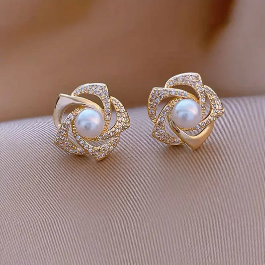 Sparkling Spiral Pearl Earrings