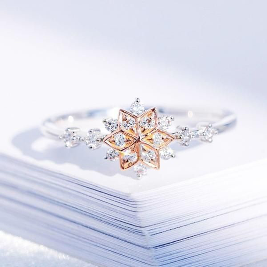 Starlight Snowflake Ring