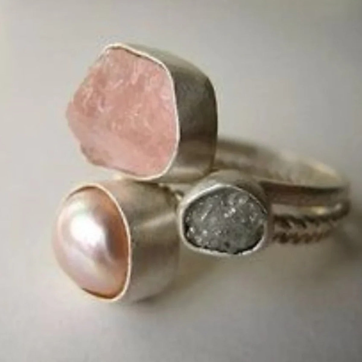 Vintage Pearl Pink Stone Ring