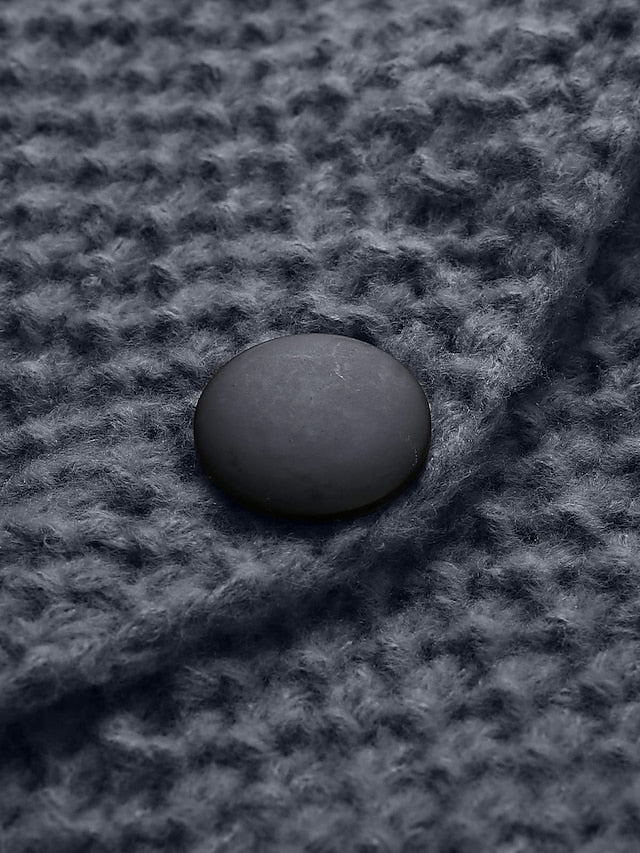 LD | Vest met capuchon in grof breisel